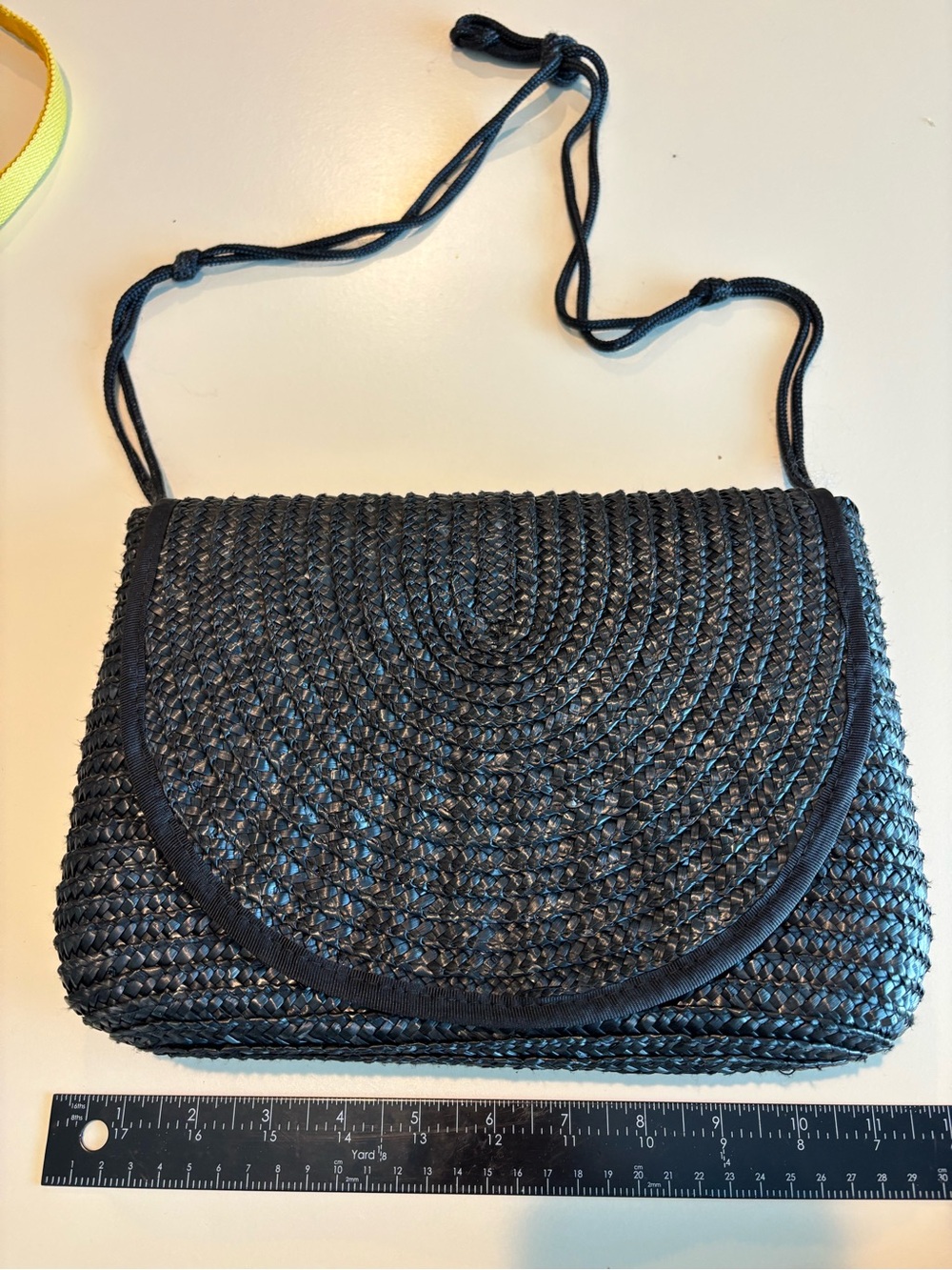 VTG 80s/90s Waves Black Woven Straw Crossbody Bag / Clutch - Picture 3 of 8